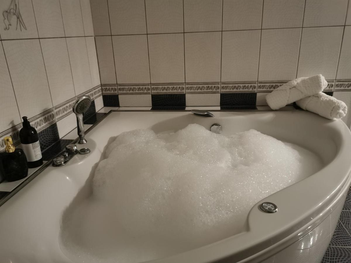 Astarea - Luxe Penthouse In Nature - Jacuzzi - Free Private Parking - Terrace & Balcony - Peace Zagreb Exterior photo